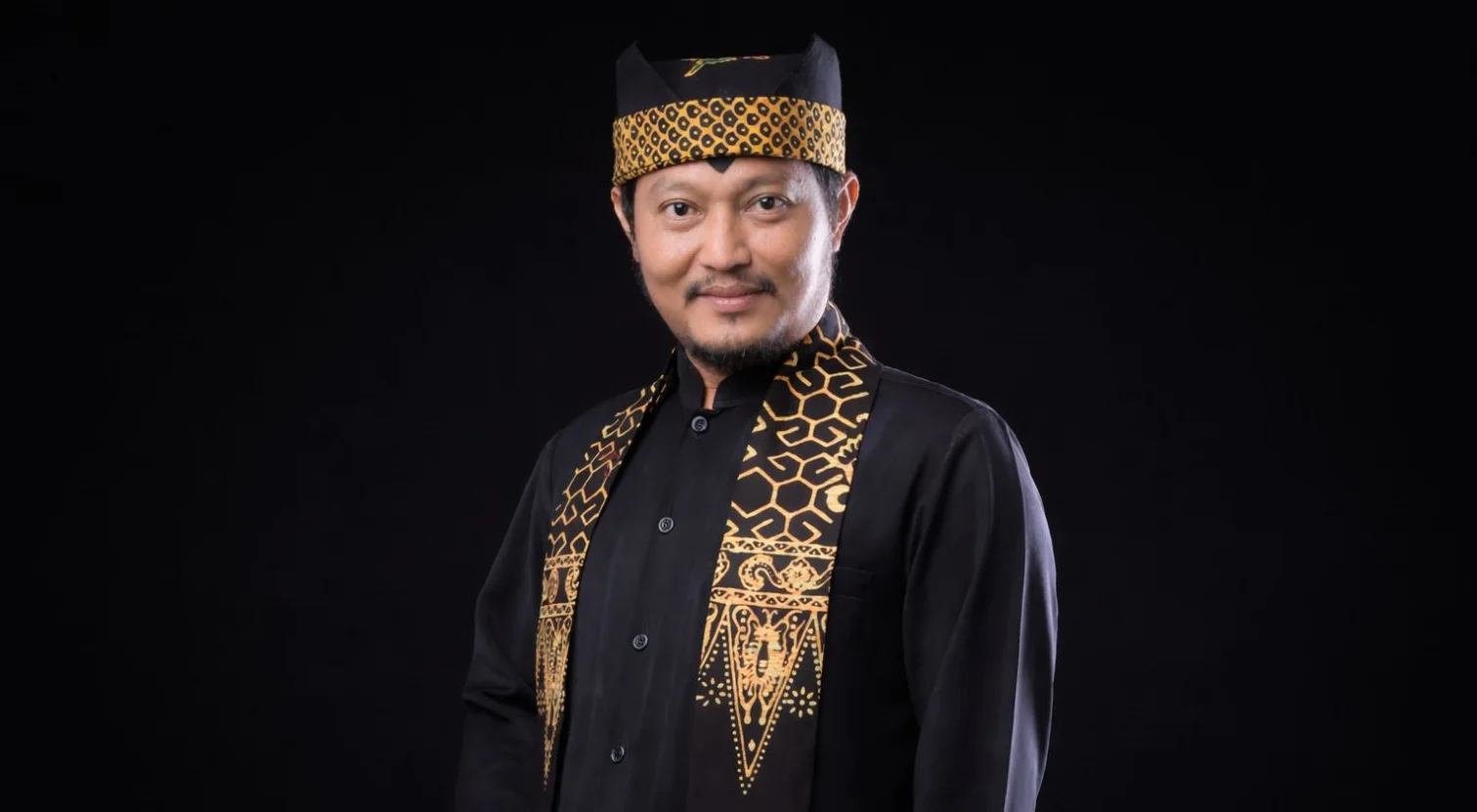 KETIKA GURU DIDUKUNG, SEKOLAH PUN BERTUMBUH: PERAN PEMIMPIN SEKOLAH DALAM PENDIDIKAN