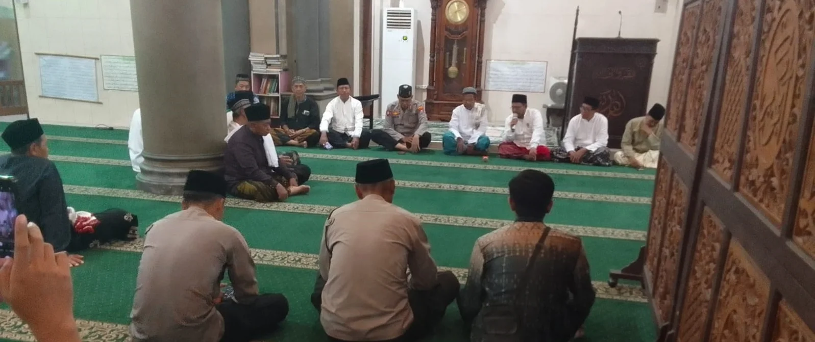 SAFARI RAMADHAN ROGOJAMPI: ISTIGHFAR JADI PESAN UTAMA DALAM KEBERSAMAAN FORPIMKA DAN ORMAS ISLAM