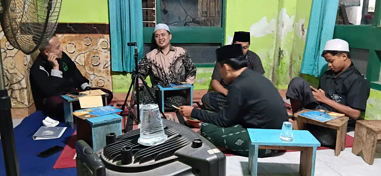 NGAJI KILATAN MWCNU ROGOJAMPI BAHAS HAKIKAT TOBAT DAN BAHAYA KESOMBONGAN