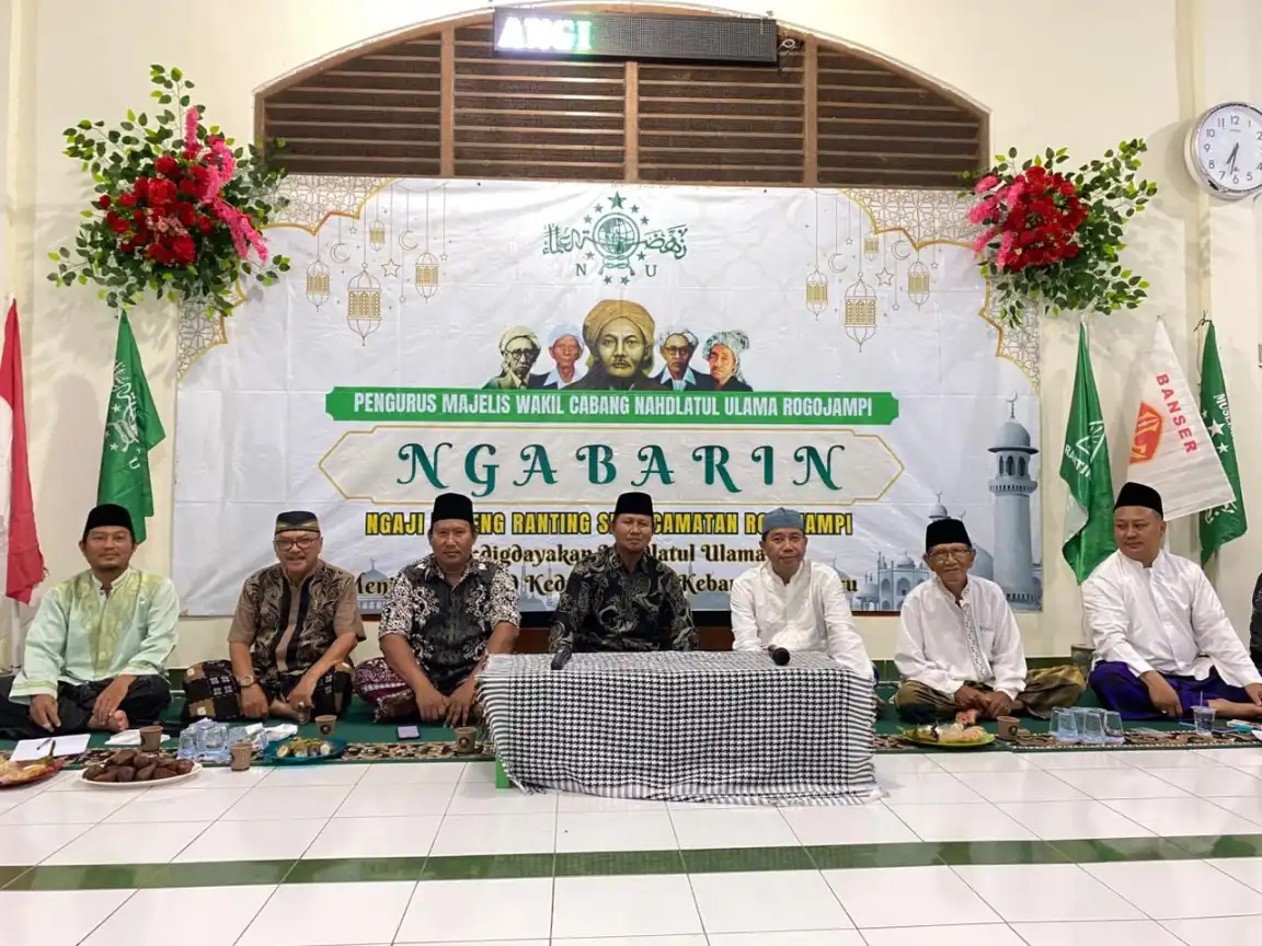 NGABARIN MWC NU ROGOJAMPI DI MASJID NURUL HUDA LATENG TEGUHKAN AKIDAH AHLUSSUNAH WAL JAMAAH