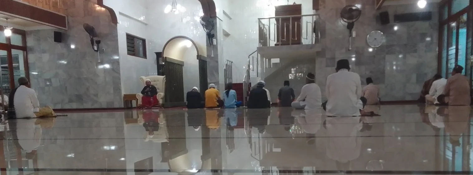 KULIAH SHUBUH DI MASJID BAITURRIDLO WATUKEBO: ISTIGHFAR JADI KUNCI MERAIH MAGHFIROH DI SEPULUH KEDUA RAMADHAN